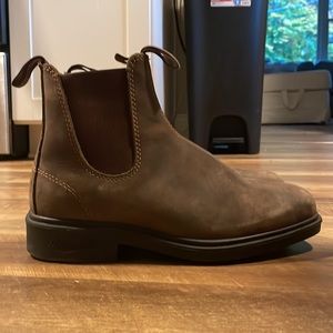 Blundstone Unisex's Dress Series Chelsea Boots